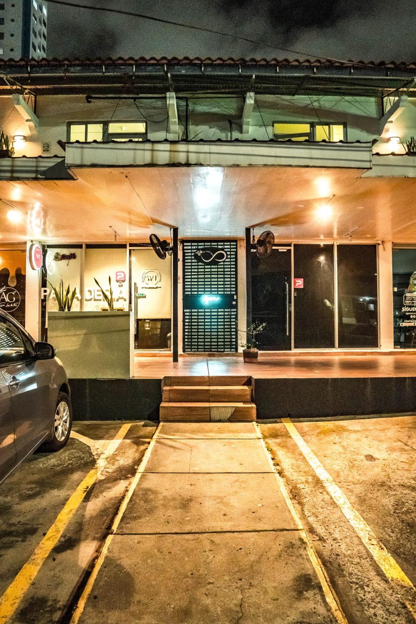 Eden'S Garden Hostel Panama by Eksteriør bilde